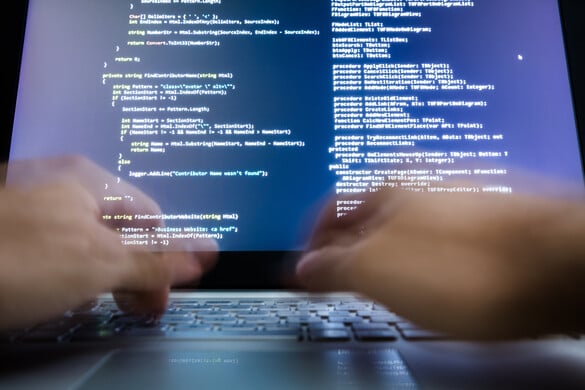 Hackerek feltörték a világ legnagyobb pornóoldalát