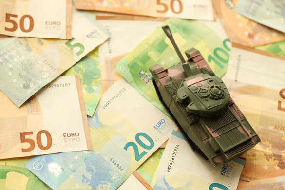 165 milliárd eurós „jóvátételi hitelt” kaphat Ukrajna az orosz vagyonból