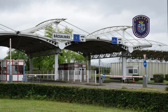 Meghosszabbították a bácsalmási határátkelő nyitvatartását