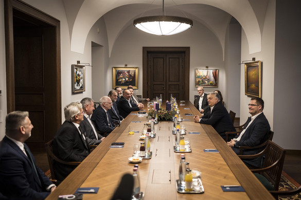 Orbán Viktor hivatalában fogadta a magyarországi neoprotestáns vezetőket