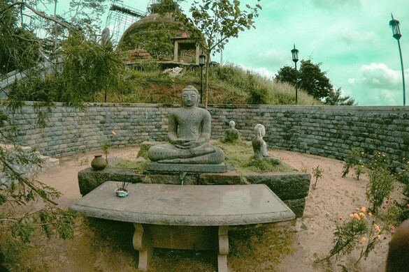 Élő szerzetesből ereklye