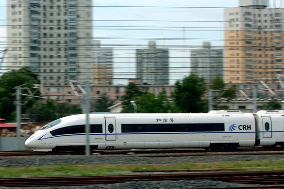 299 kilométer 68 perc alatt