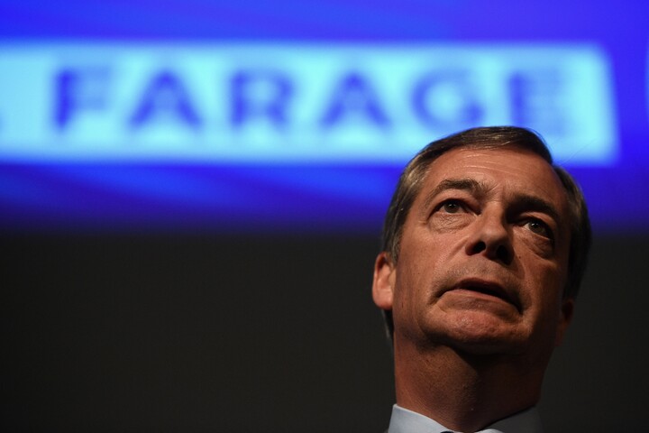 Retteg a brit elit, Nigel Farage megsemmisítheti a hagyományos pártokat