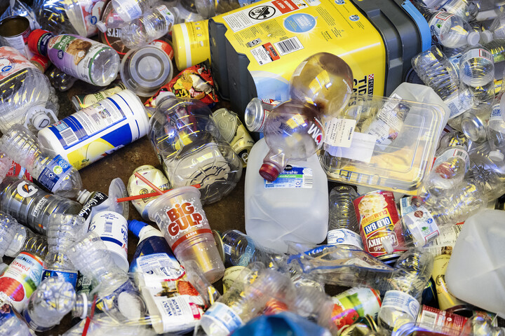 Több ezer veszélyes vegyületet azonosítottak a műanyagokban