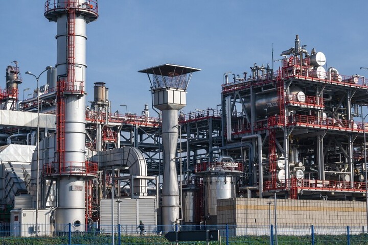 Megkezdte a termelést a szerbiai kőolaj-finomító