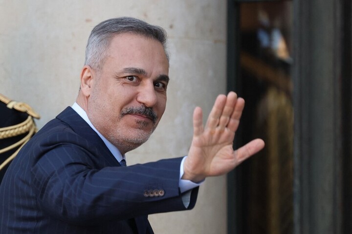 Török külügyminiszter vesz részt a Béketanács washingtoni alakuló ülésén