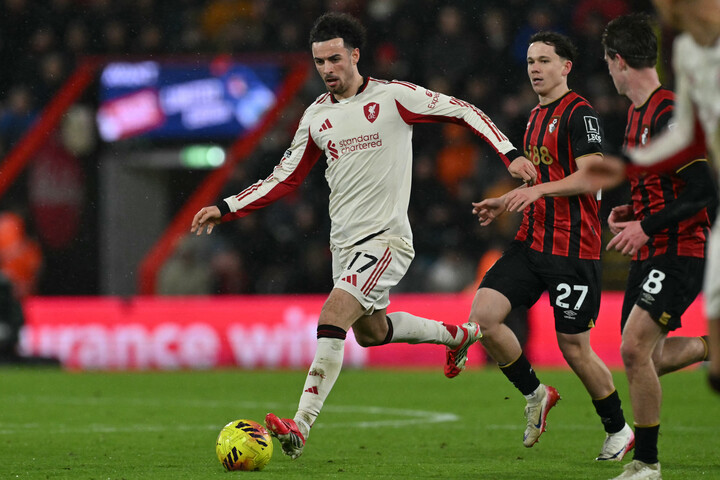 Tóth Alexet szimbolikus gesztussal köszöntötte Szoboszlai