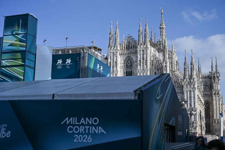 Megérkezett a láng Cortinába