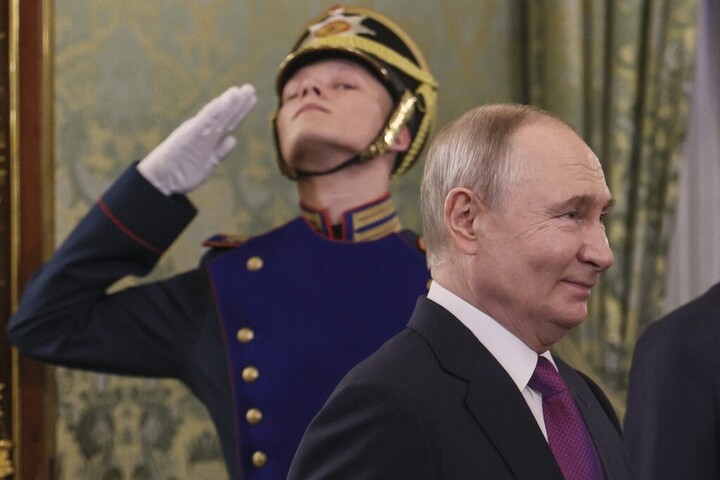 A Financial Times szerint Putyin egy napot kaphat rá, hogy elfoglalja Kijevet