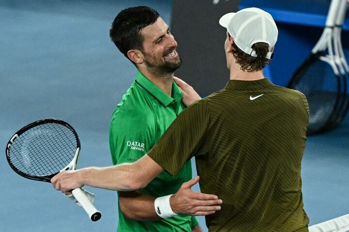Djokovic maratoni meccsen búcsúztatta a címvédő Sinnert