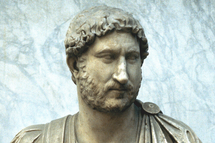 Halála után lett népszerű császár