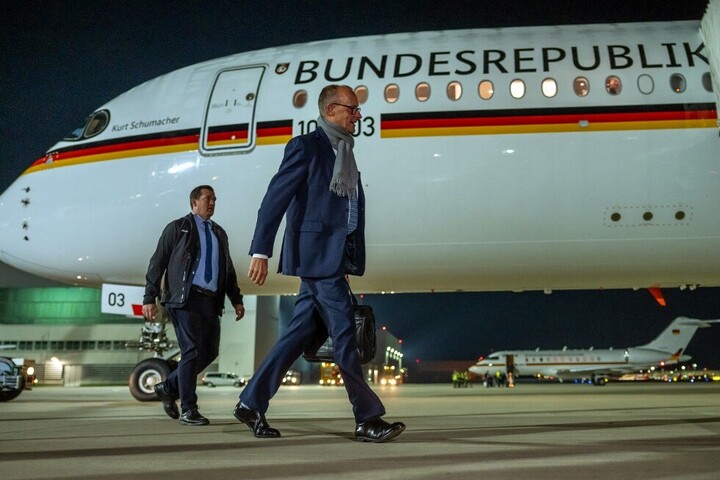 Miért hagyják el az európai vezetők a Béketanácsot?