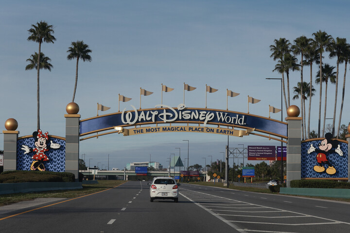 Turistákat lőtt le egy férfi a Disney World mellett