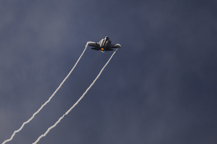 Az USA figyelmeztet, hogy vadászgépeket küldhetnek a kanadai légtérbe