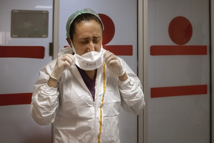 Kötelező maszkviselést rendeltek el