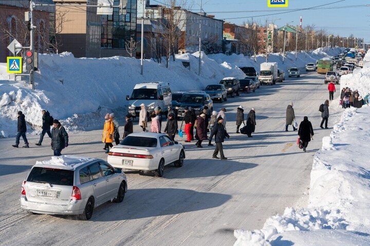 Évtizedek óta nem látott havazás Kamcsatkán