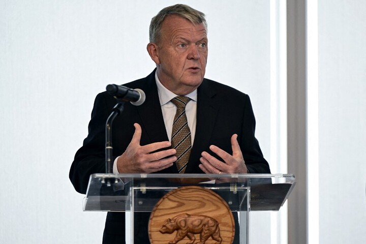 Tovább hullámzik a víz Grönland ügyében