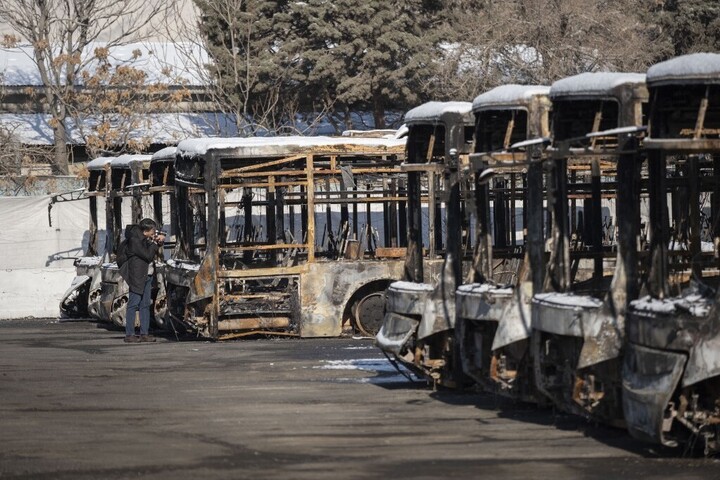 Először közölt hivatalos adatokat a halottak számáról Irán