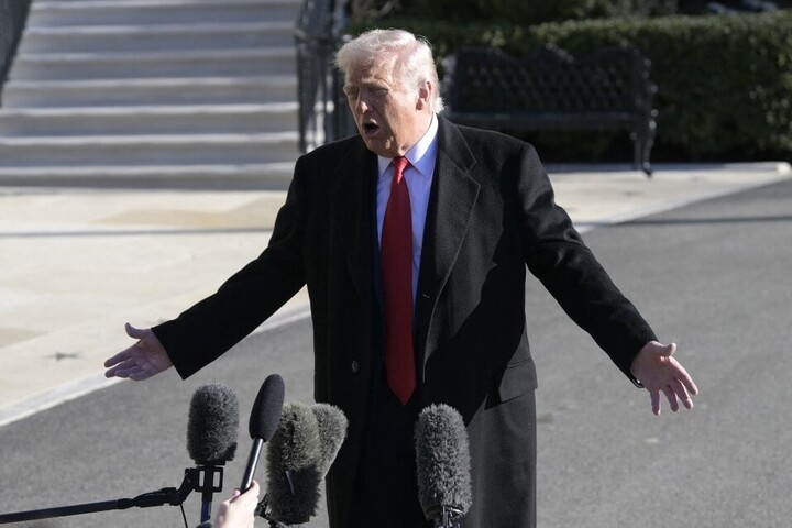 Trump Venezuelába látogatna