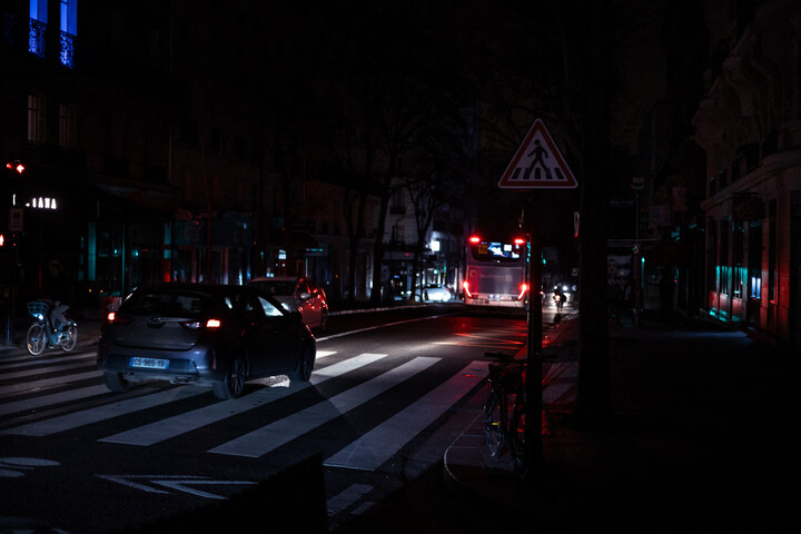 Egy éjszaka alatt lekapcsolták Franciaország és Britannia egy részét