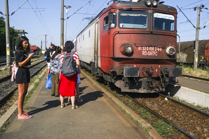 Nagy sebességű vasutat álmodtak a románok