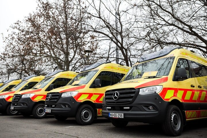 Mintegy 2,3 millió beteget látnak el évente a mentők