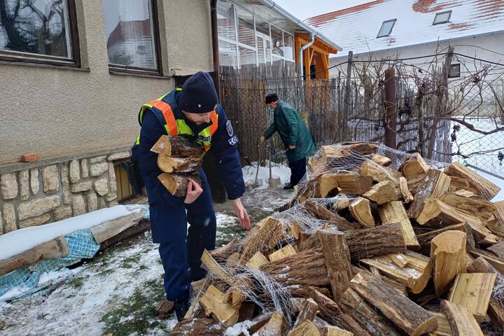 Fotó: Facebook/Magyarország Kormánya Dermesztő hideg