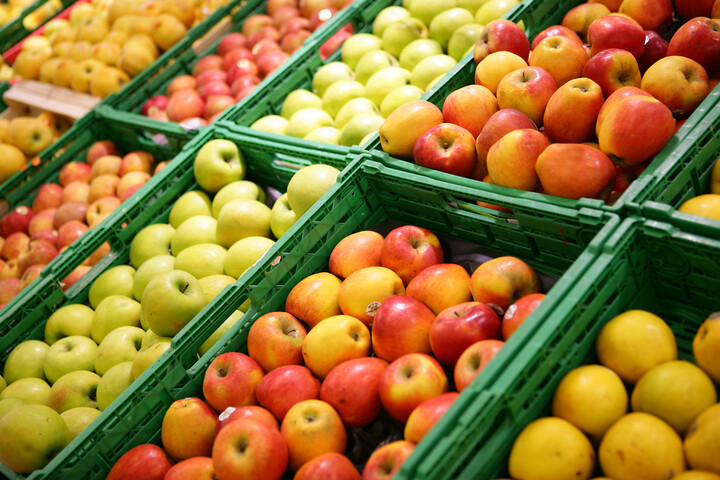 Miért egészségesebbek a piros almák, mint a zöldek?