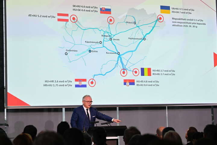 Fotó: MTI/Bruzák Noém Orosz energiahordozók helyett amerikai LNG