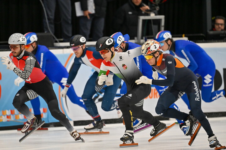 Negyedik a magyar férfi váltó