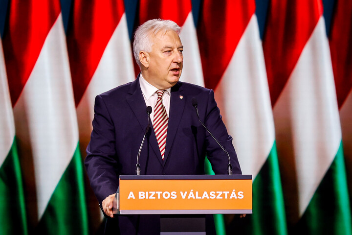 Semjén Zsolt: A migrációnak nevezett iszlám invázió Európa civilizációs öngyilkossága