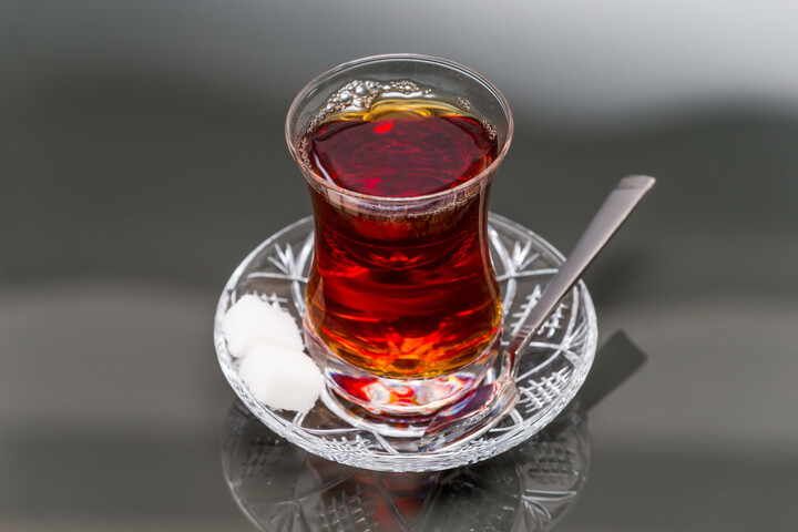 Török teaházak titkos fűszerkeverékei házi teához – ízek, amik mesélnek