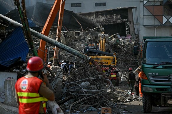 Többszörösére nőtt a pakisztáni plázatűz halálos áldozatainak száma