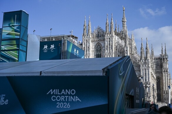 Megérkezett a láng Cortinába