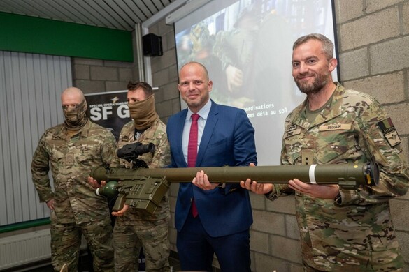 Belga védelmi miniszter: készülni kell a „jövő háborújára”