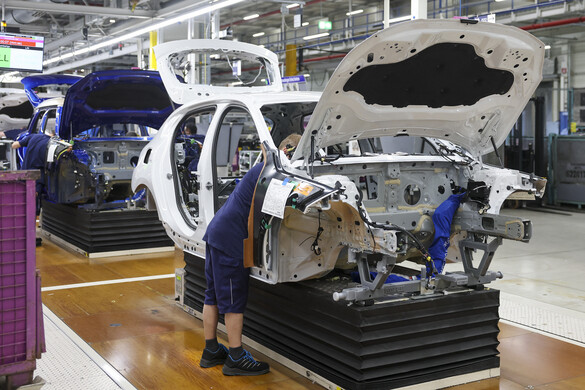 Tűz ütött ki a BMW egyik gyárában