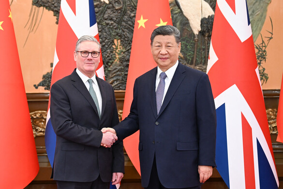 Elengedhetetlen a párbeszéd erősítése Kína és az Egyesült Királyság között