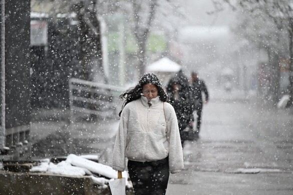 Egyre erősödik a havazás intenzitása