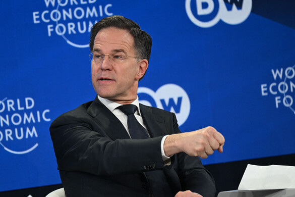 A NATO-nak fokoznia kell a sarkvidék biztonságát