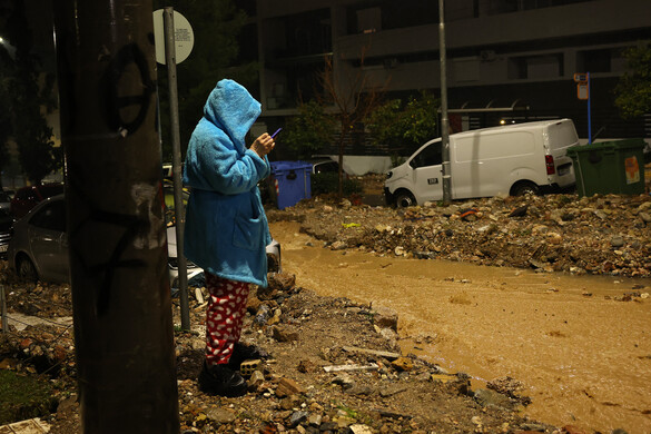 Heves esőzések sújtják Athén térségét