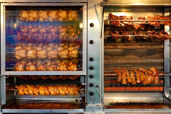 Betiltják a hús és a fosszilis tüzelőanyagok reklámozását Amszterdamban