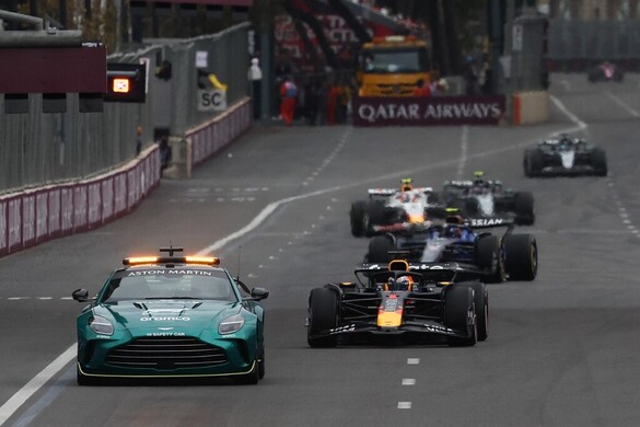 Megdöbbentő bejelentés a Forma–1-ben