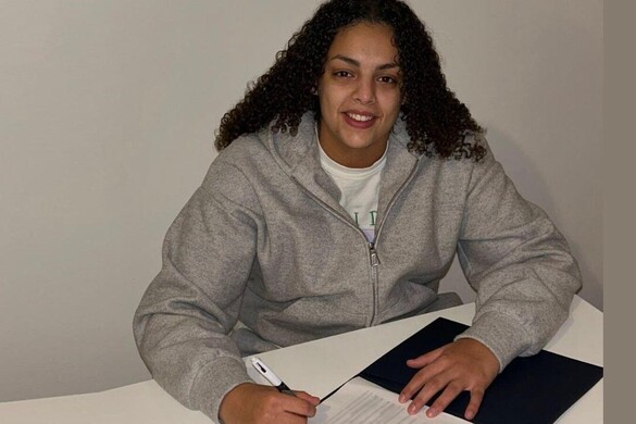 Világbajnok francia beállót igazoltak