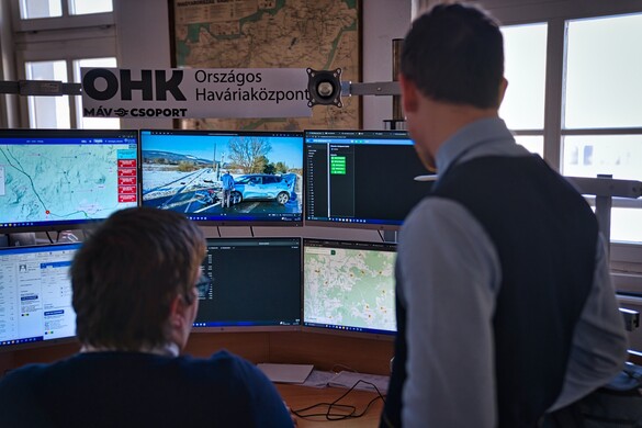 Kinyitották a várótermeket