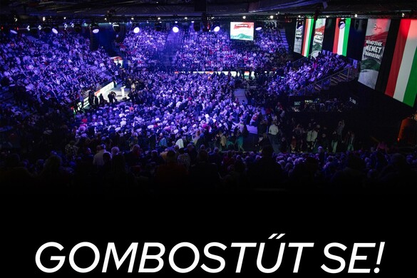 Telt ház Orbán Viktor miatt: már az érkezése előtt tombolt a tömeg