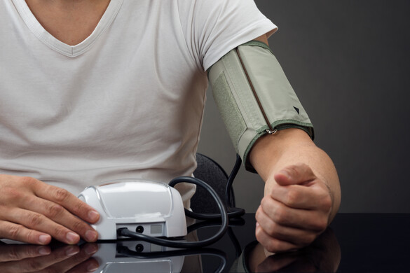 Egyszerű gyakorlat, amely öt perc alatt csökkenti a vérnyomását