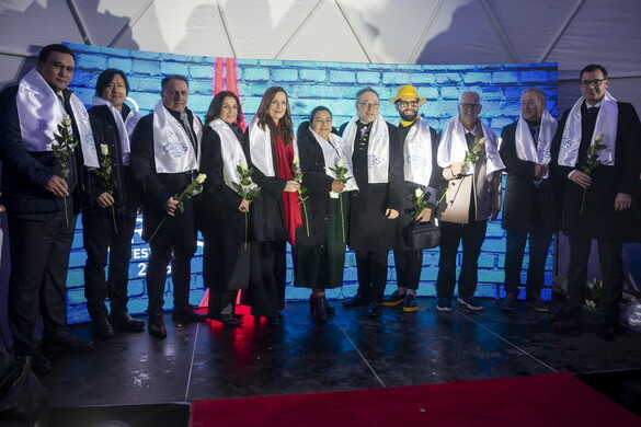 Négy kontinens huszonegy országának kétszáz világhírű artistája