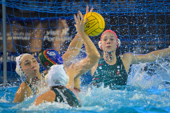 Csoportelsőként középdöntős a magyar csapat