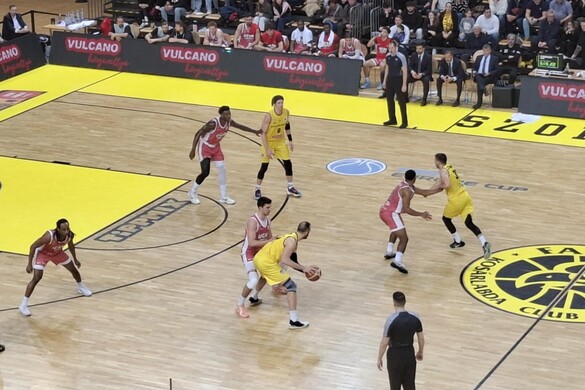 Perl Zoltán nélkül is majdnem "megcsípte" a Falco az éllovas Murciát