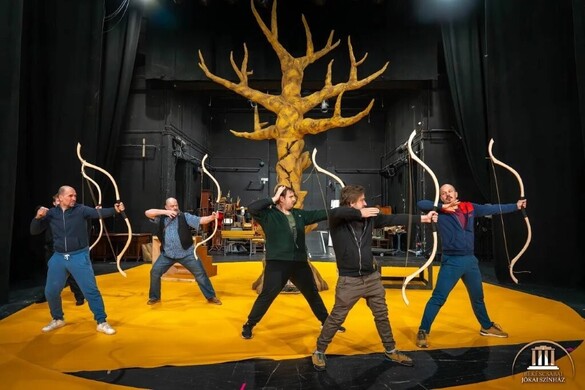 Eredetmonda a színpadon